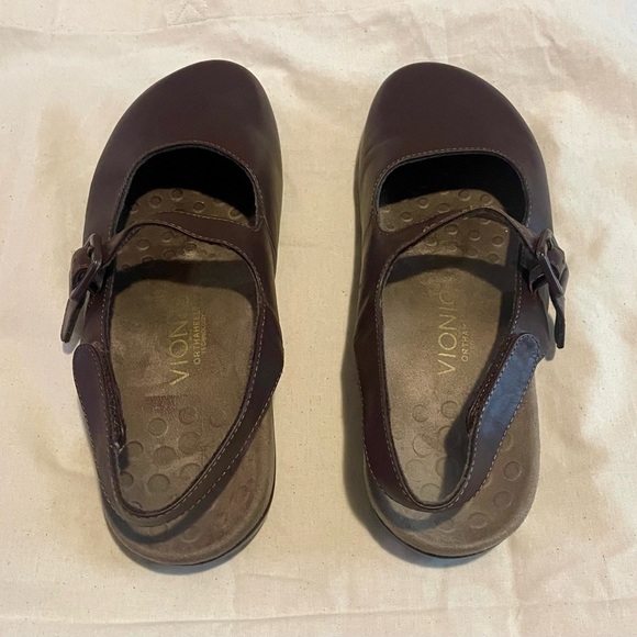 Vionic Abigail Sling Back Mary Janes - Picture 3 of 9